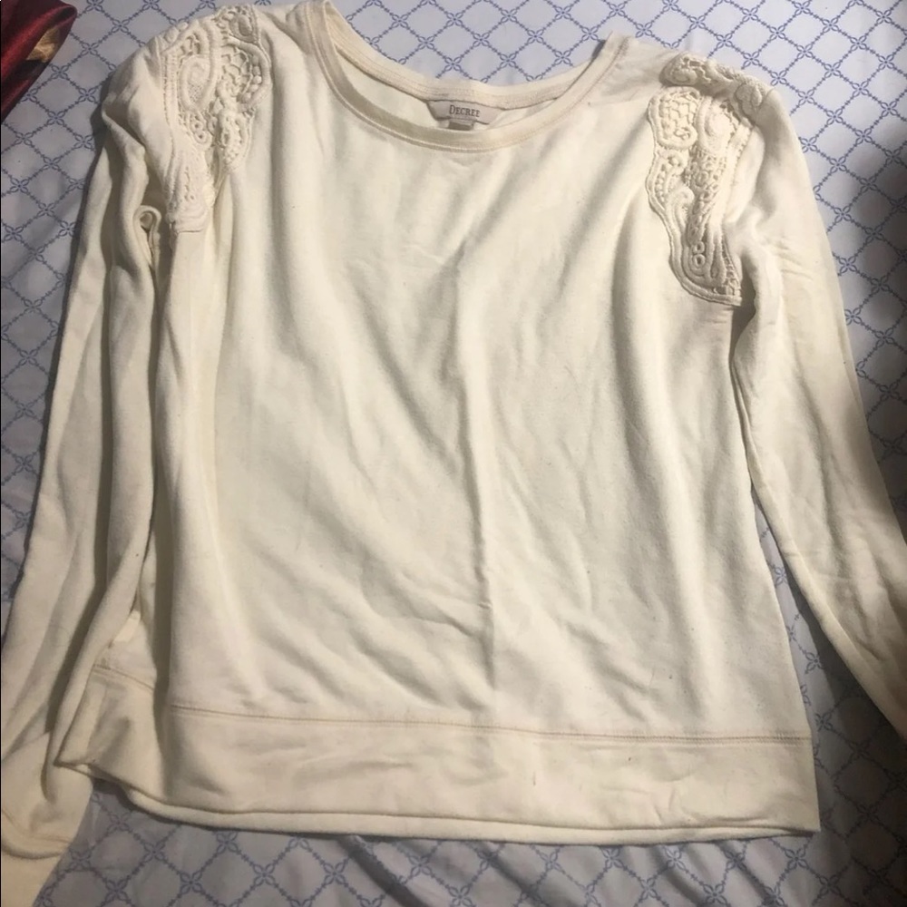 Cream sweatshirt with lace detailing